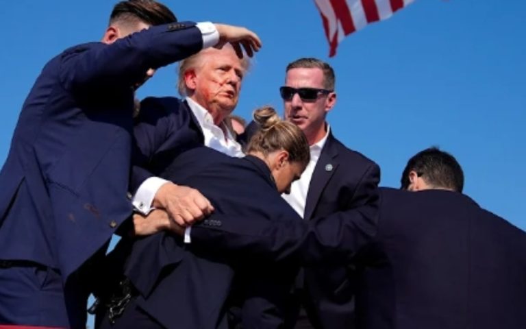 As autoridades da Pensilvânia estão investigando o tiroteio ocorrido em um evento de Trump em 12 de julho de 2024 como uma possível tentativa de assassinato