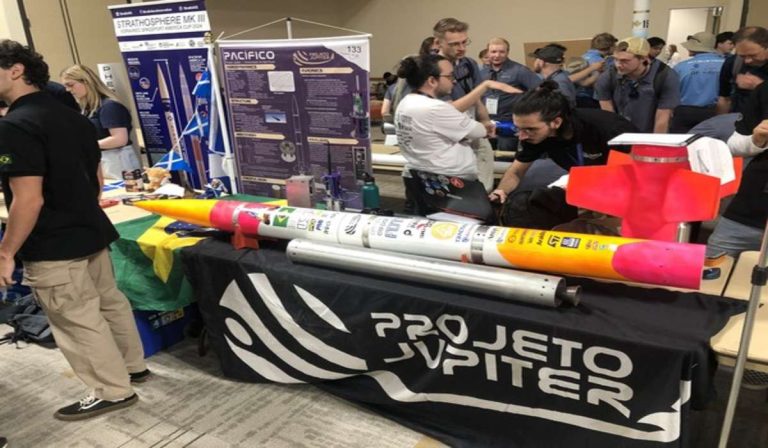 Os brasileiros chegaram ao pódio do campeonato mundial como resultado de um foguete movido a açúcar; saiba mais