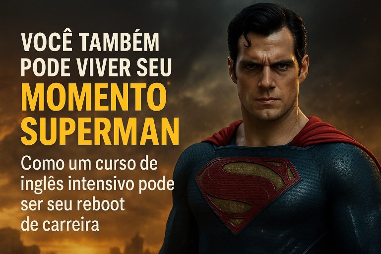 Executivo olhando para cima em cenário cinematográfico com atmosfera épica, representando transformação pessoal com curso intensivo de inglês e referência ao Superman.